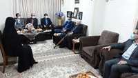 دیدار عیدانه رئیس دانشگاه علوم پزشکی استان سمنان با جمعی از خانواده شهدا و ایثارگران